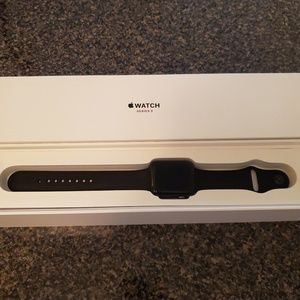 42 MM Apple Watch series 3